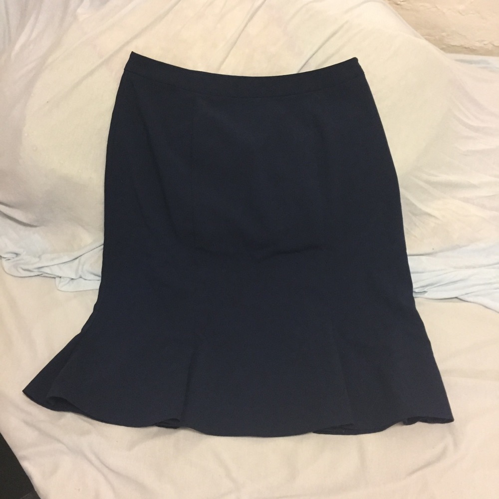 Navy blue trumpet pleated pencil skirt size 8